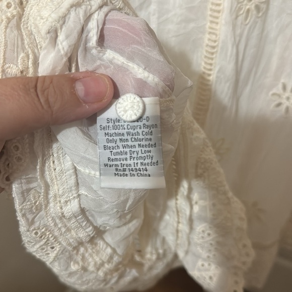 Johnny Was Nia sleeveless eyelet embroidered top - Picture 8 of 8